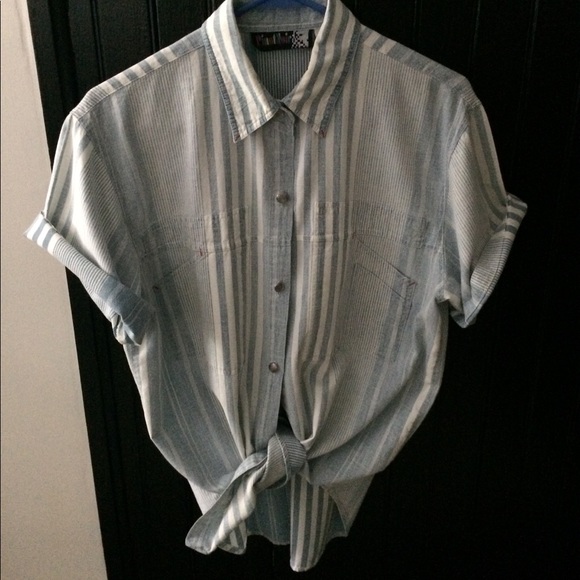 Pinot Noir Tops - vintage 90s chambray striped button down shirt
